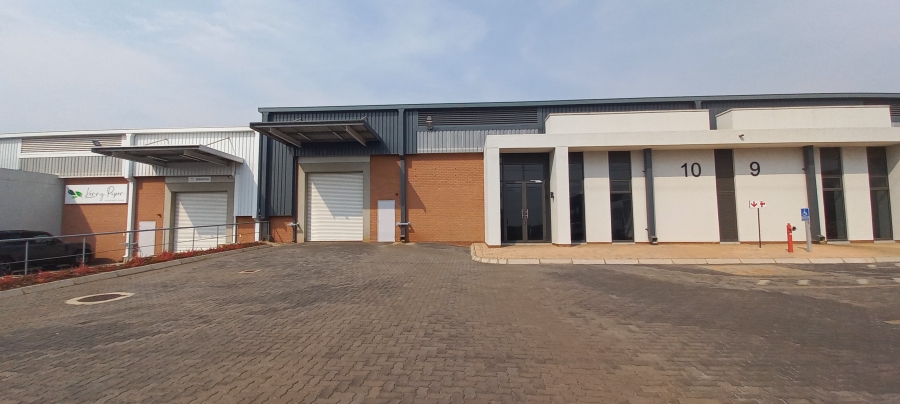 To Let commercial Property for Rent in Louwlardia Gauteng
