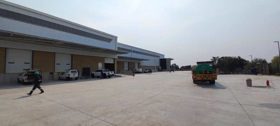 To Let commercial Property for Rent in Linbro Park Gauteng