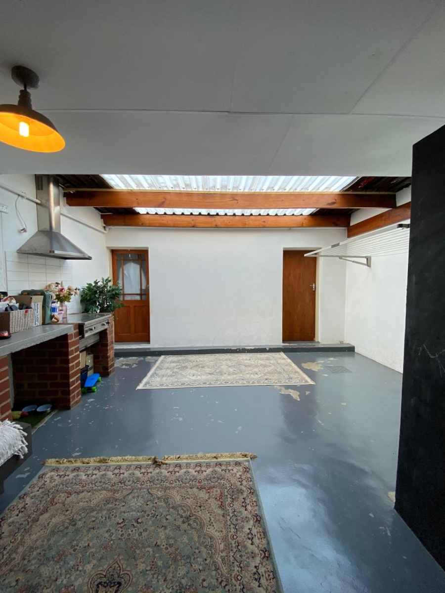 3 Bedroom Property for Sale in Faerie Glen Gauteng