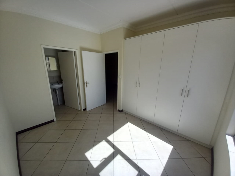 To Let 2 Bedroom Property for Rent in Brentwood Park AH Gauteng