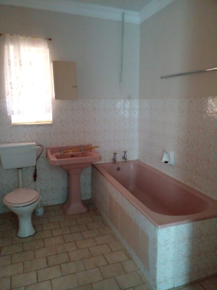 4 Bedroom Property for Sale in Swacina Park A H Gauteng