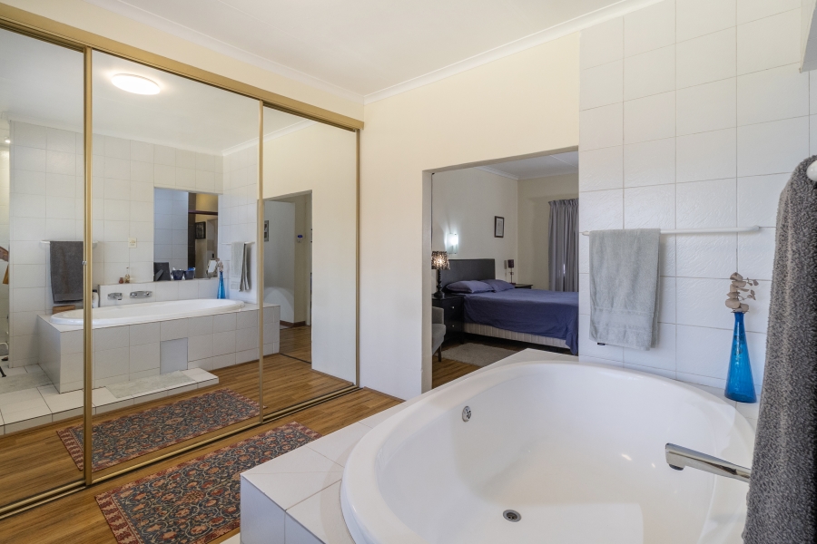 3 Bedroom Property for Sale in Monument Park Gauteng