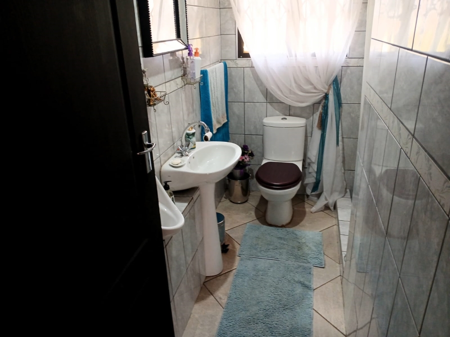 9 Bedroom Property for Sale in Patryshoek A H Gauteng