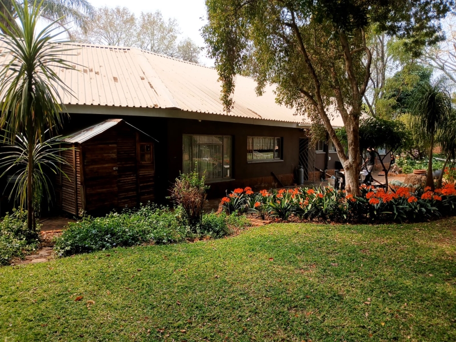 9 Bedroom Property for Sale in Patryshoek A H Gauteng