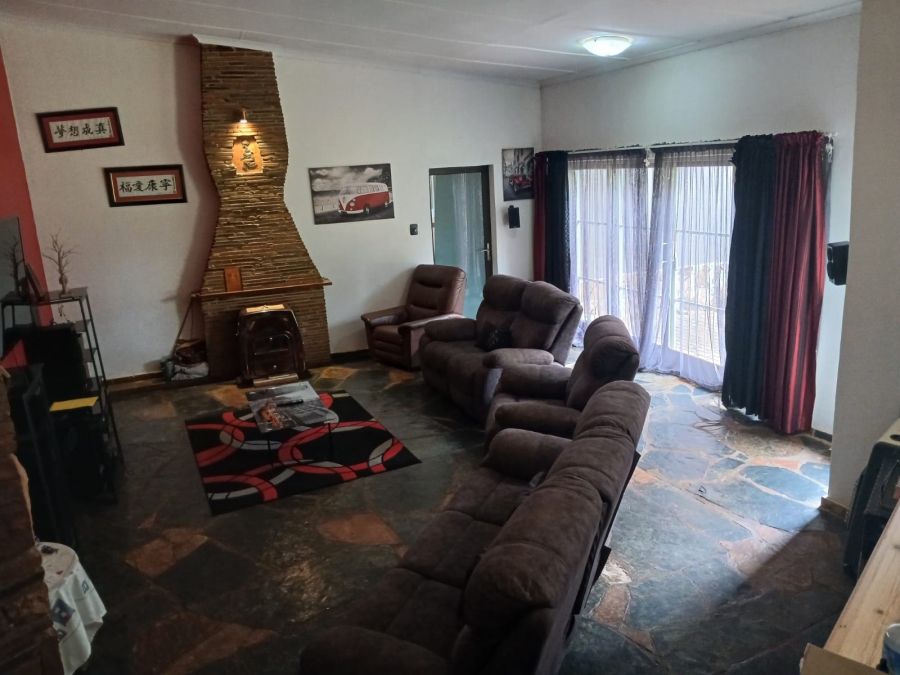 9 Bedroom Property for Sale in Patryshoek A H Gauteng