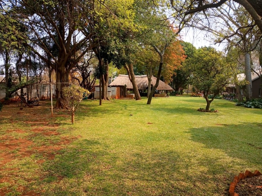 9 Bedroom Property for Sale in Patryshoek A H Gauteng