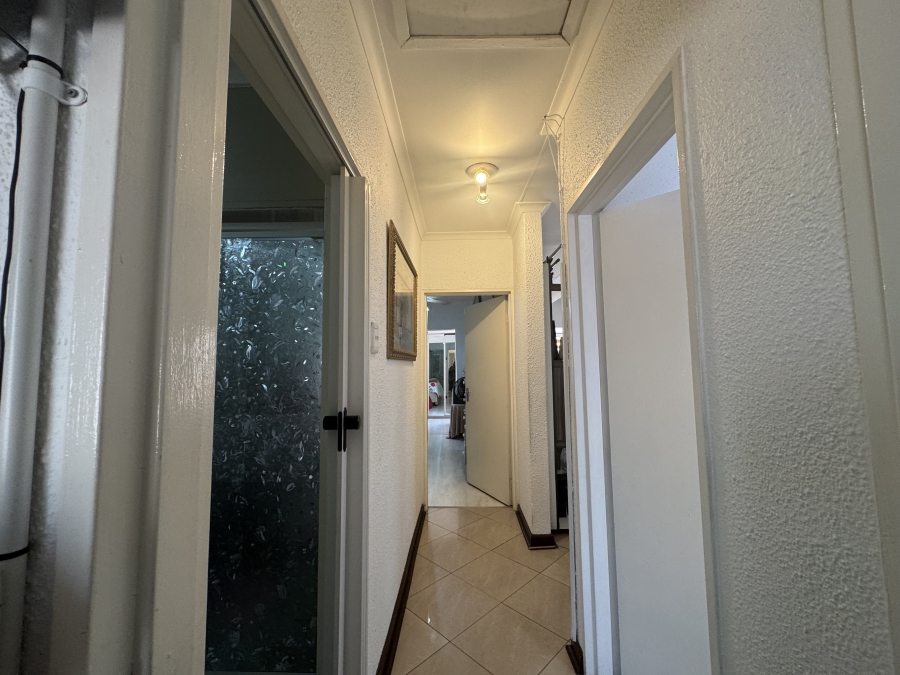 3 Bedroom Property for Sale in New Redruth Gauteng