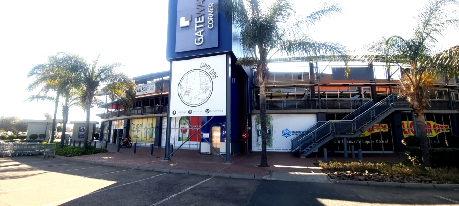 To Let commercial Property for Rent in Rooihuiskraal Gauteng