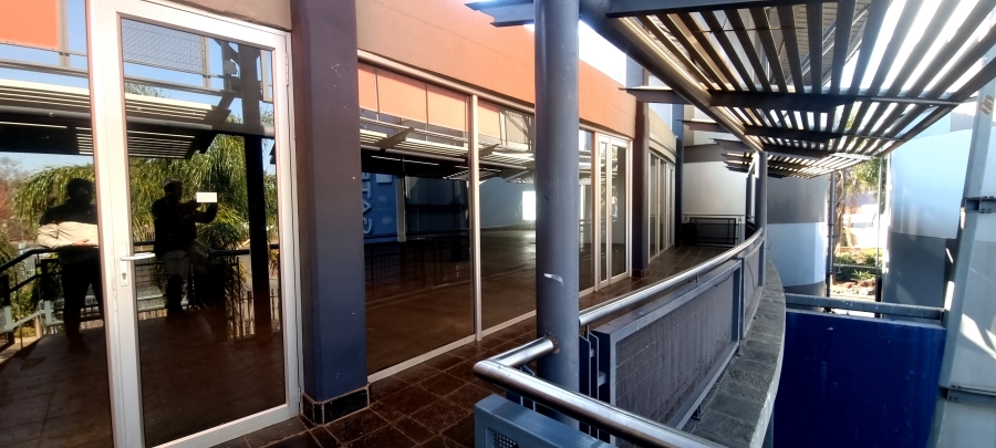 To Let commercial Property for Rent in Rooihuiskraal Gauteng