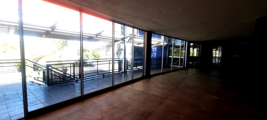 To Let commercial Property for Rent in Rooihuiskraal Gauteng