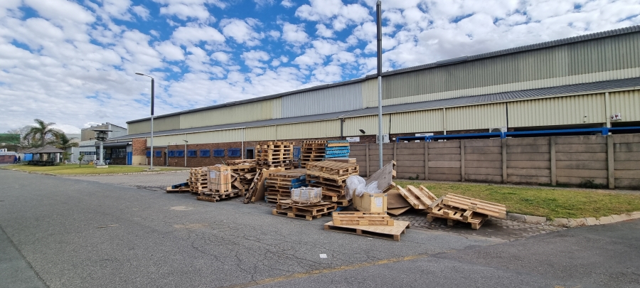 To Let commercial Property for Rent in Clayville Gauteng