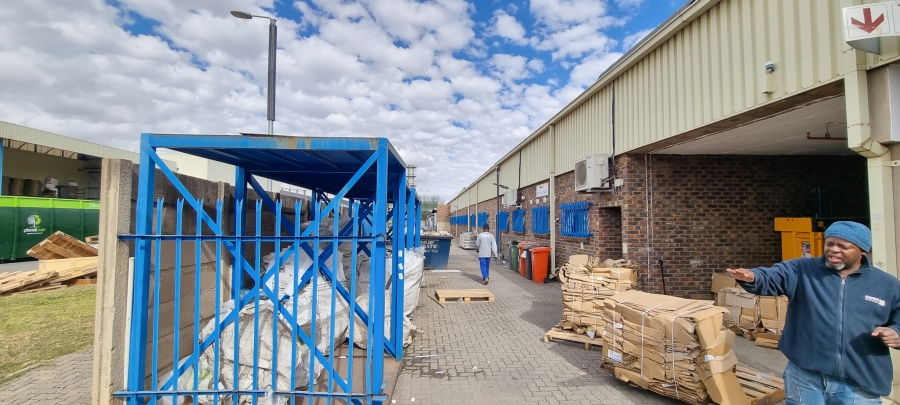 To Let commercial Property for Rent in Clayville Gauteng