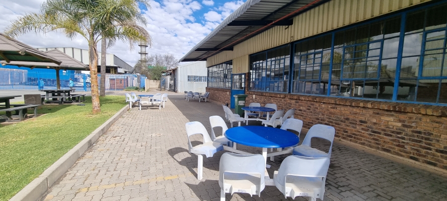 To Let commercial Property for Rent in Clayville Gauteng