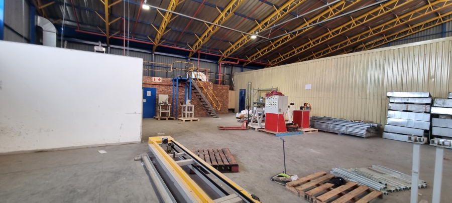 To Let commercial Property for Rent in Clayville Gauteng