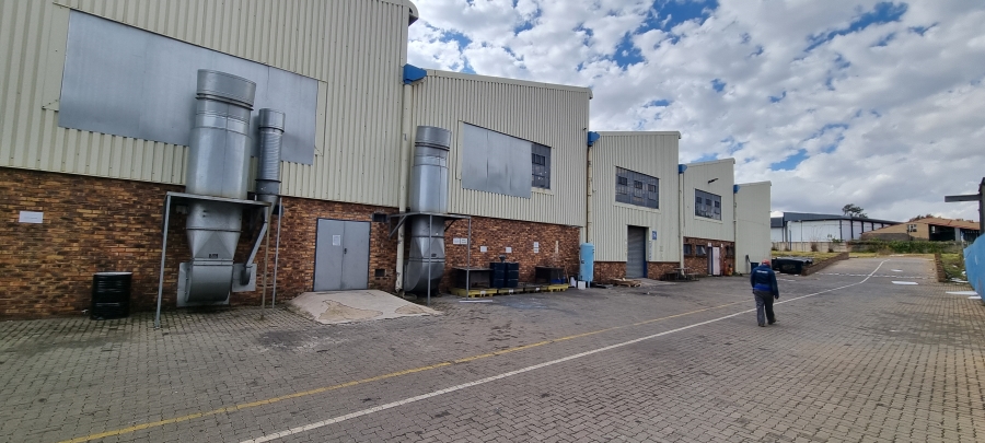 To Let commercial Property for Rent in Clayville Gauteng