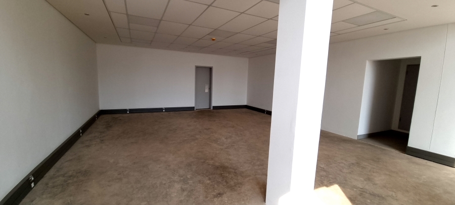 To Let commercial Property for Rent in Louwlardia Gauteng