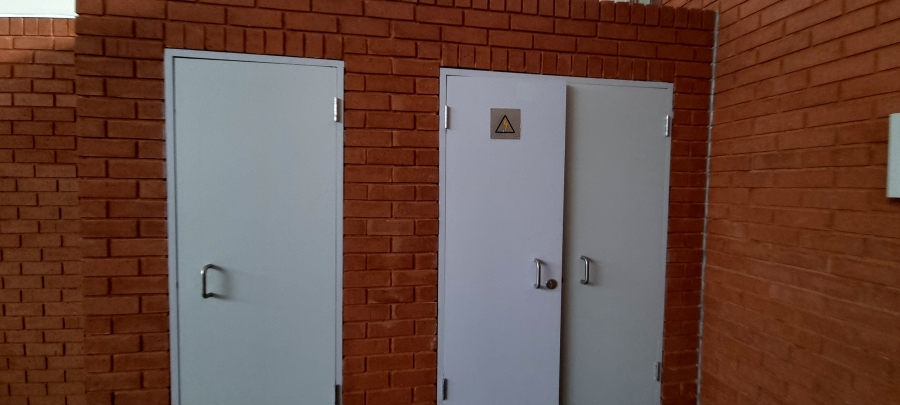 To Let commercial Property for Rent in Louwlardia Gauteng