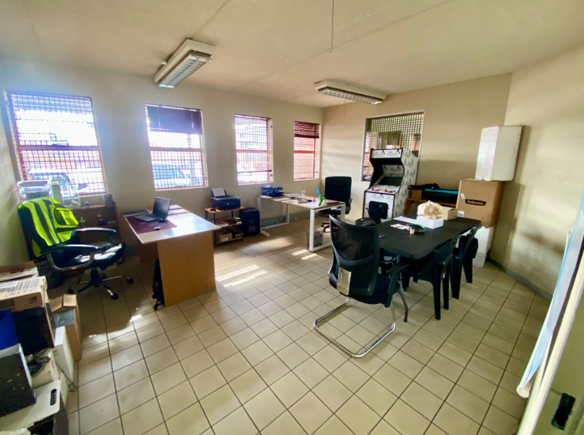Commercial Property for Sale in Randjespark Gauteng