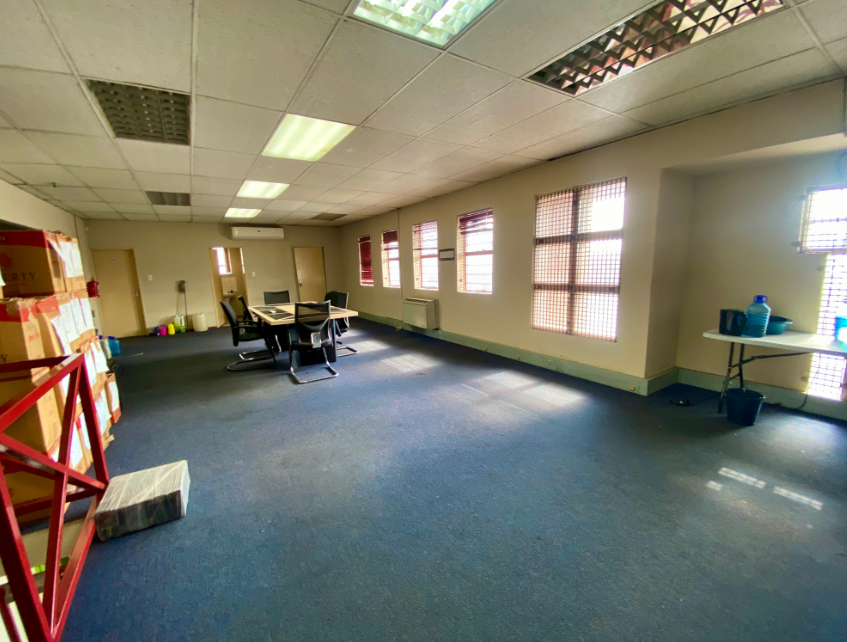 Commercial Property for Sale in Randjespark Gauteng