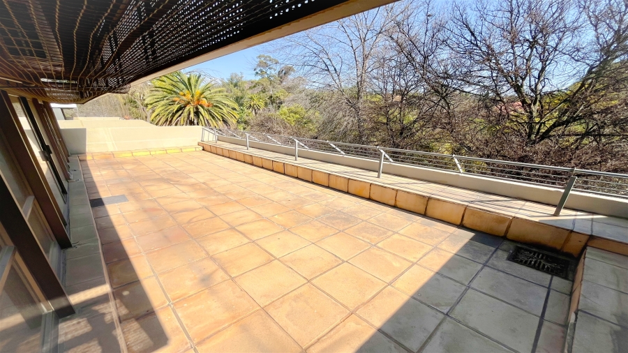 To Let commercial Property for Rent in Essexwold Gauteng