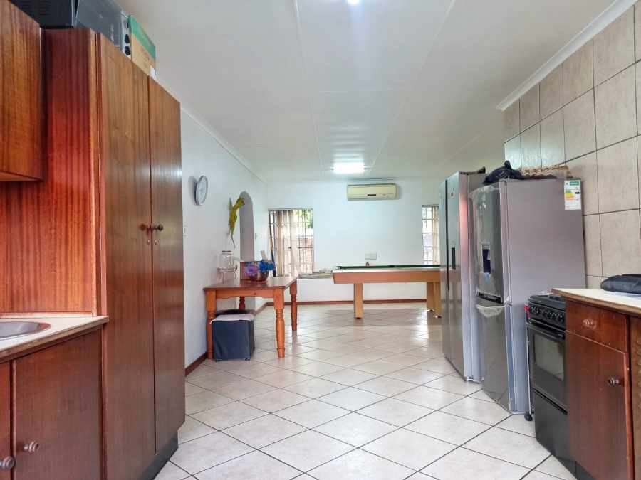 8 Bedroom Property for Sale in Brooklyn Gauteng