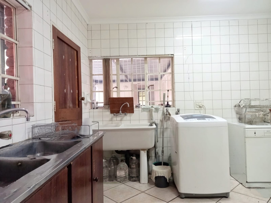 8 Bedroom Property for Sale in Brooklyn Gauteng