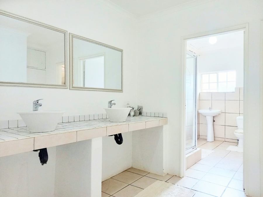 8 Bedroom Property for Sale in Brooklyn Gauteng