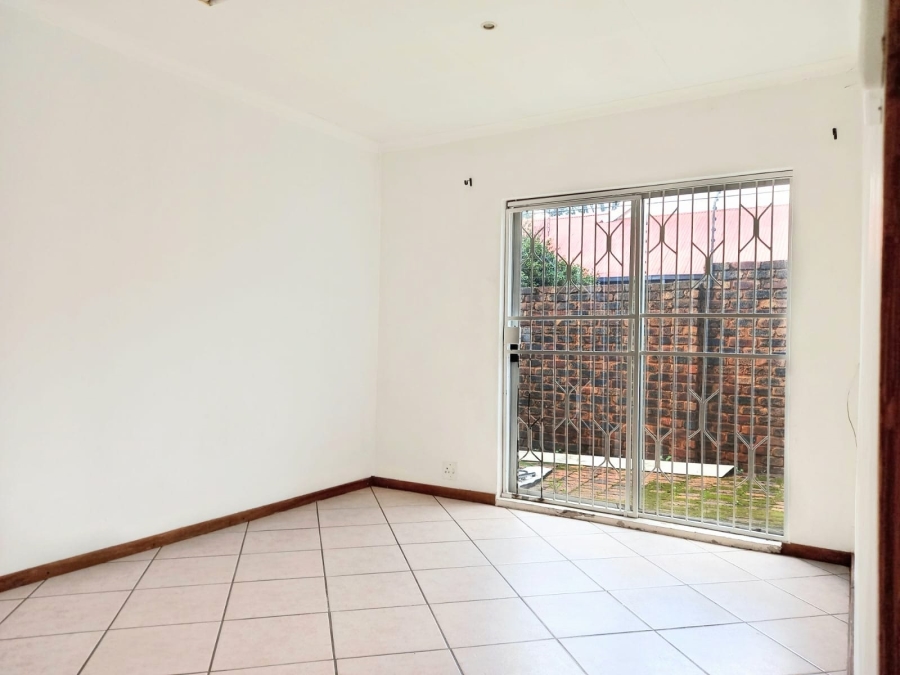 8 Bedroom Property for Sale in Brooklyn Gauteng