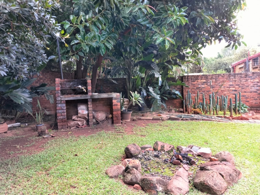 8 Bedroom Property for Sale in Brooklyn Gauteng