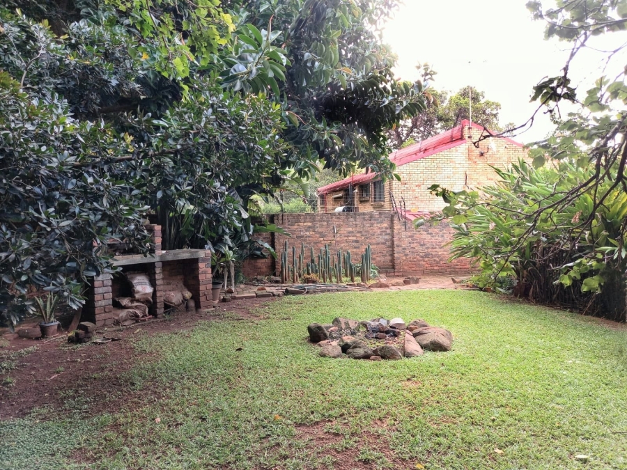 8 Bedroom Property for Sale in Brooklyn Gauteng