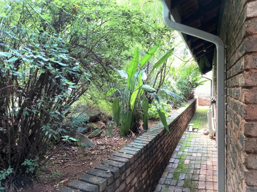 8 Bedroom Property for Sale in Brooklyn Gauteng