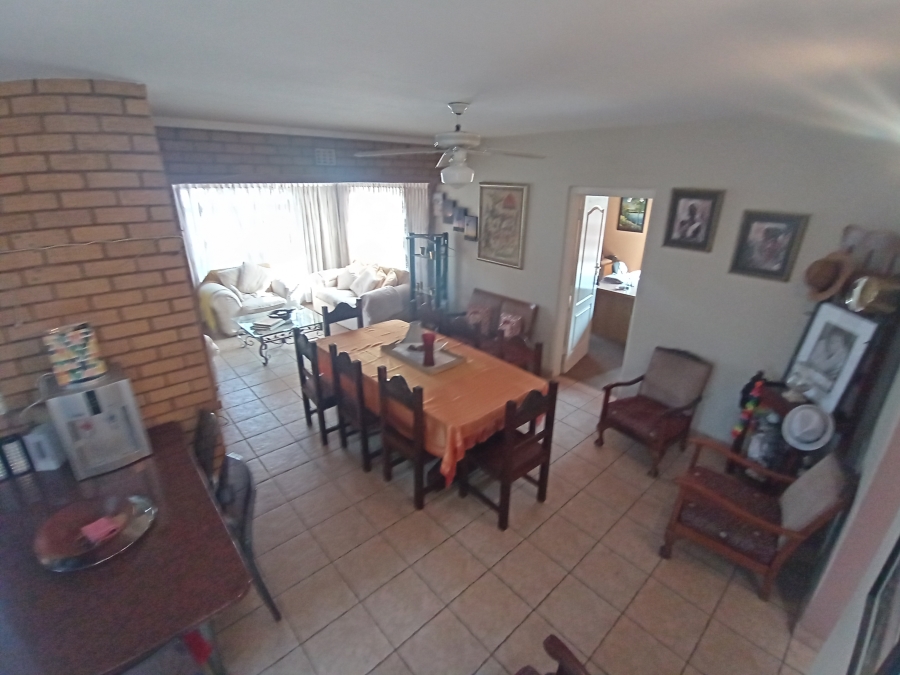 3 Bedroom Property for Sale in Mulbarton Gauteng