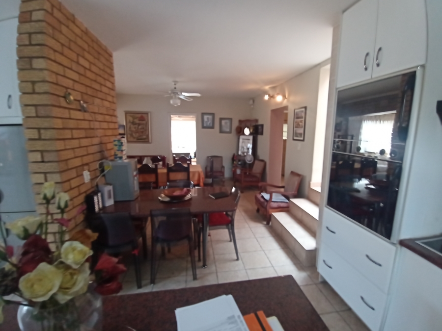 3 Bedroom Property for Sale in Mulbarton Gauteng