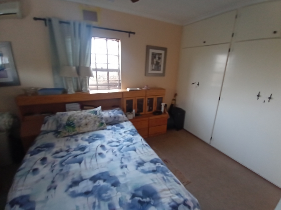 3 Bedroom Property for Sale in Mulbarton Gauteng