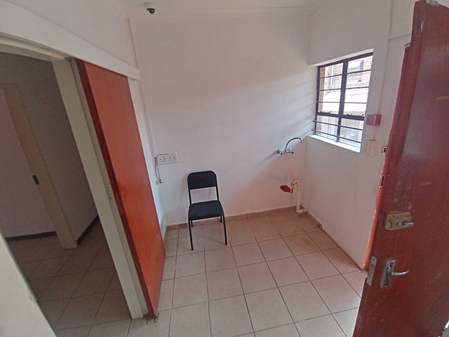 3 Bedroom Property for Sale in Robertsham Gauteng