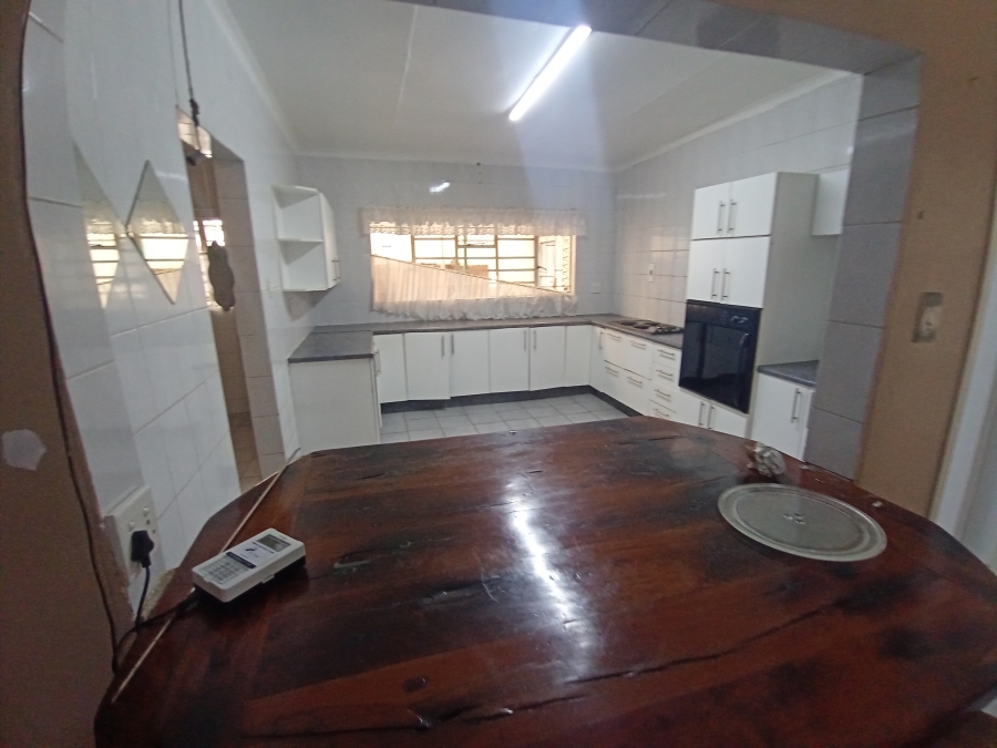 4 Bedroom Property for Sale in Alan Manor Gauteng