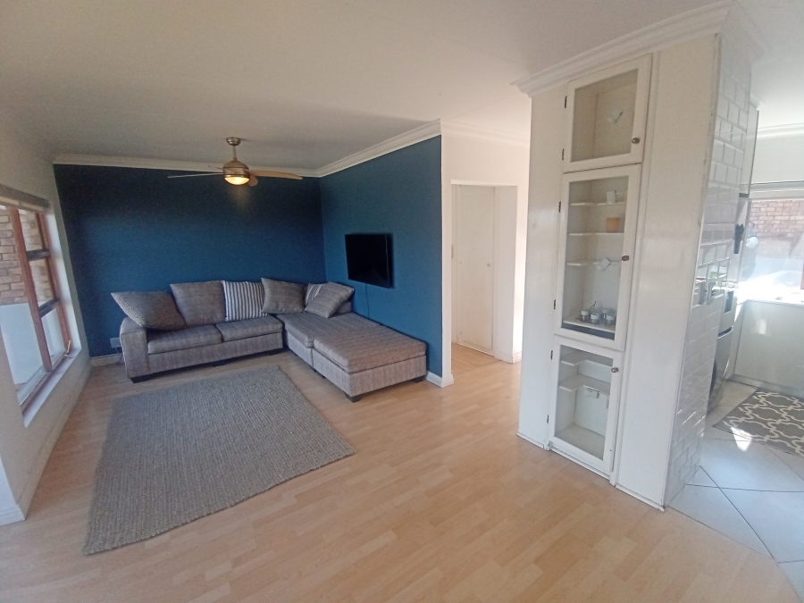 2 Bedroom Property for Sale in Bassonia Gauteng