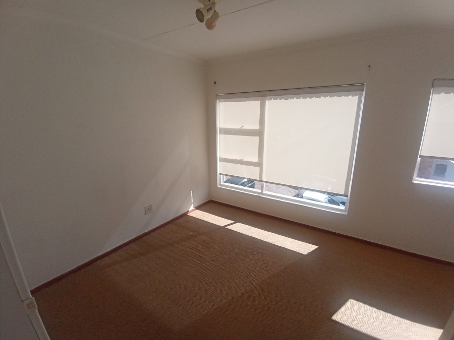 2 Bedroom Property for Sale in Bassonia Gauteng