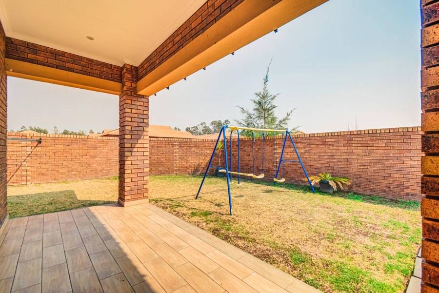 2 Bedroom Property for Sale in Helderwyk Gauteng