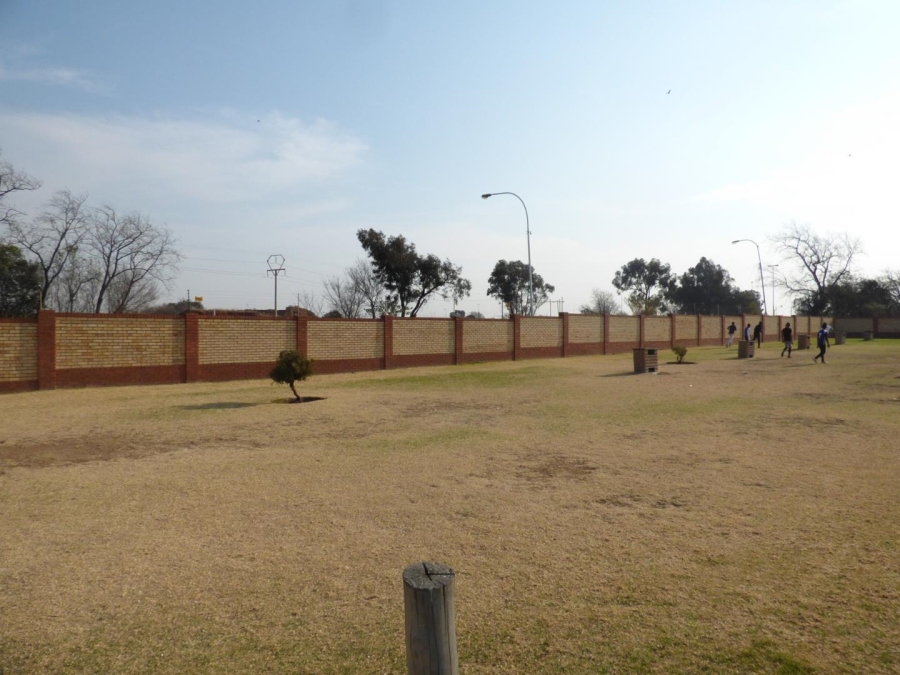 2 Bedroom Property for Sale in Comet Gauteng