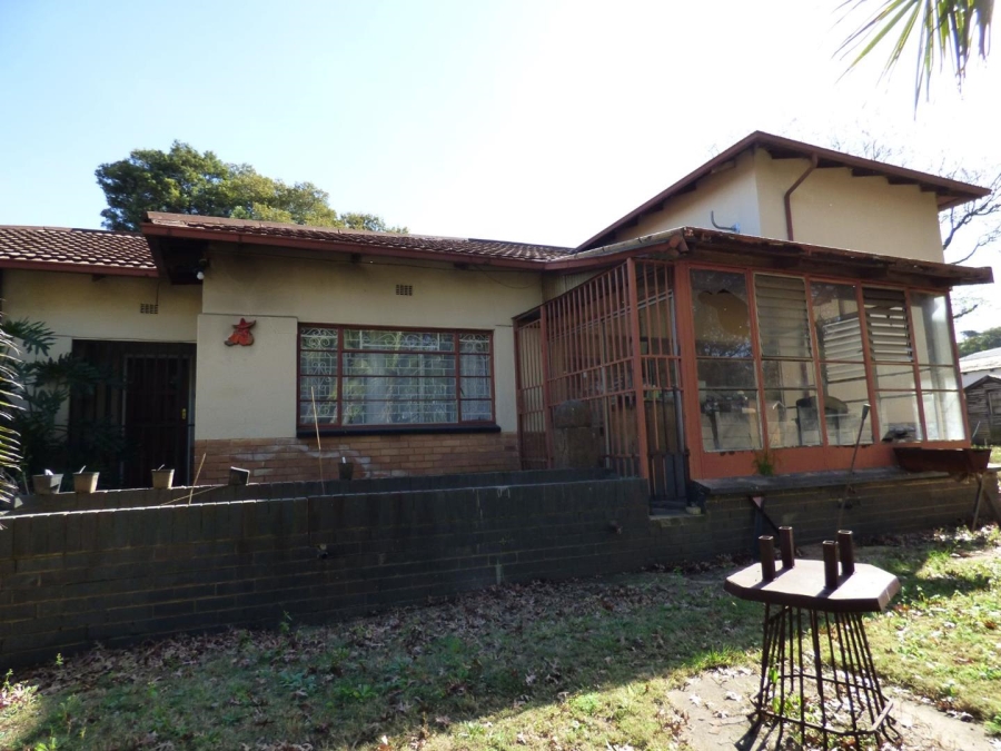 6 Bedroom Property for Sale in Airfield Gauteng