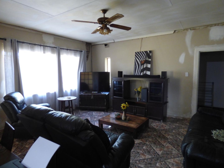 6 Bedroom Property for Sale in Airfield Gauteng