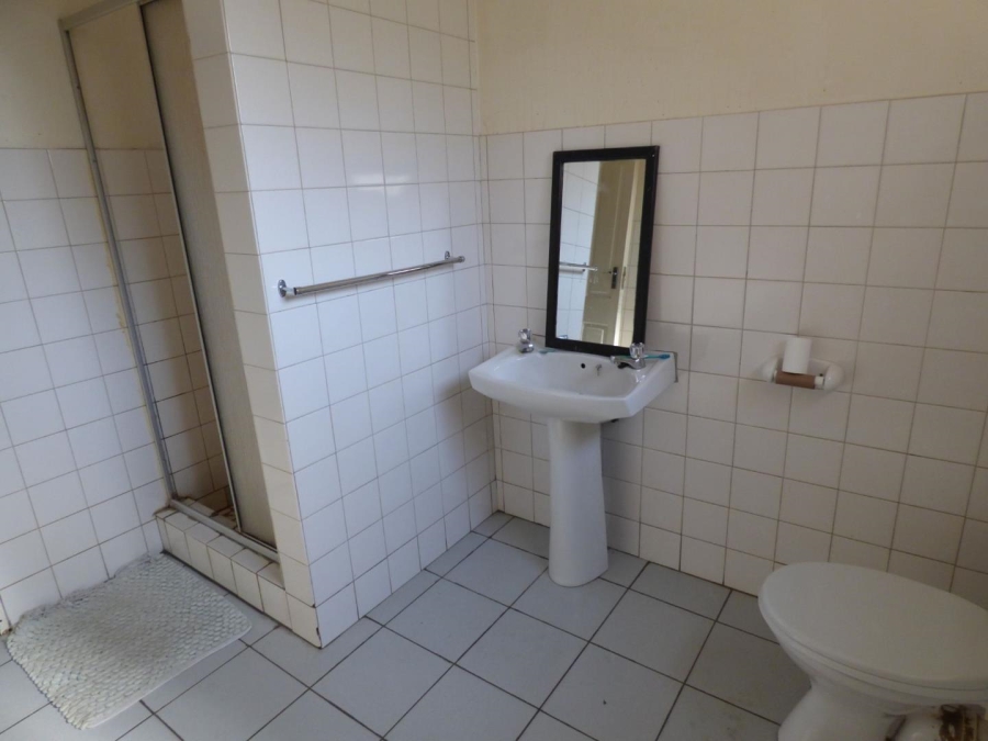 6 Bedroom Property for Sale in Airfield Gauteng