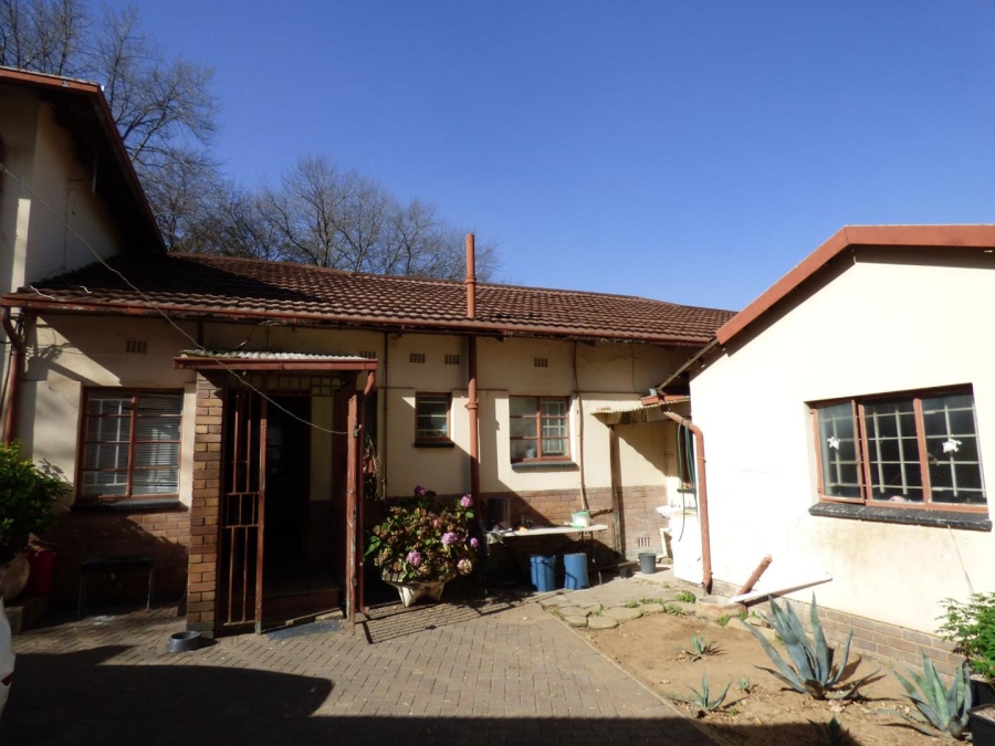 6 Bedroom Property for Sale in Airfield Gauteng