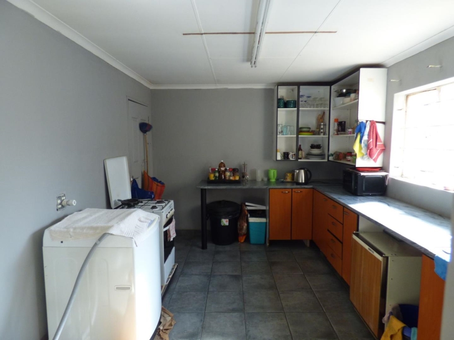 6 Bedroom Property for Sale in Airfield Gauteng