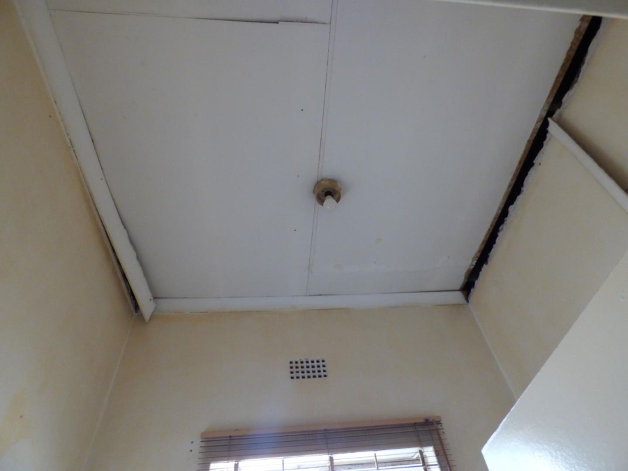 6 Bedroom Property for Sale in Airfield Gauteng