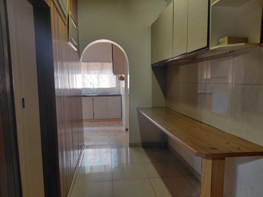 6 Bedroom Property for Sale in Actonville Gauteng