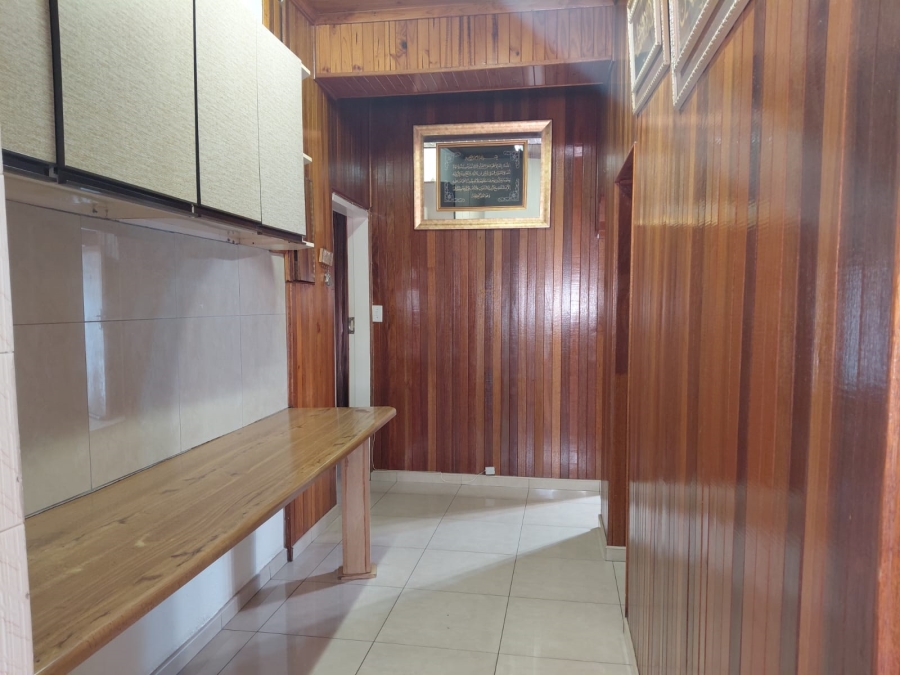 6 Bedroom Property for Sale in Actonville Gauteng