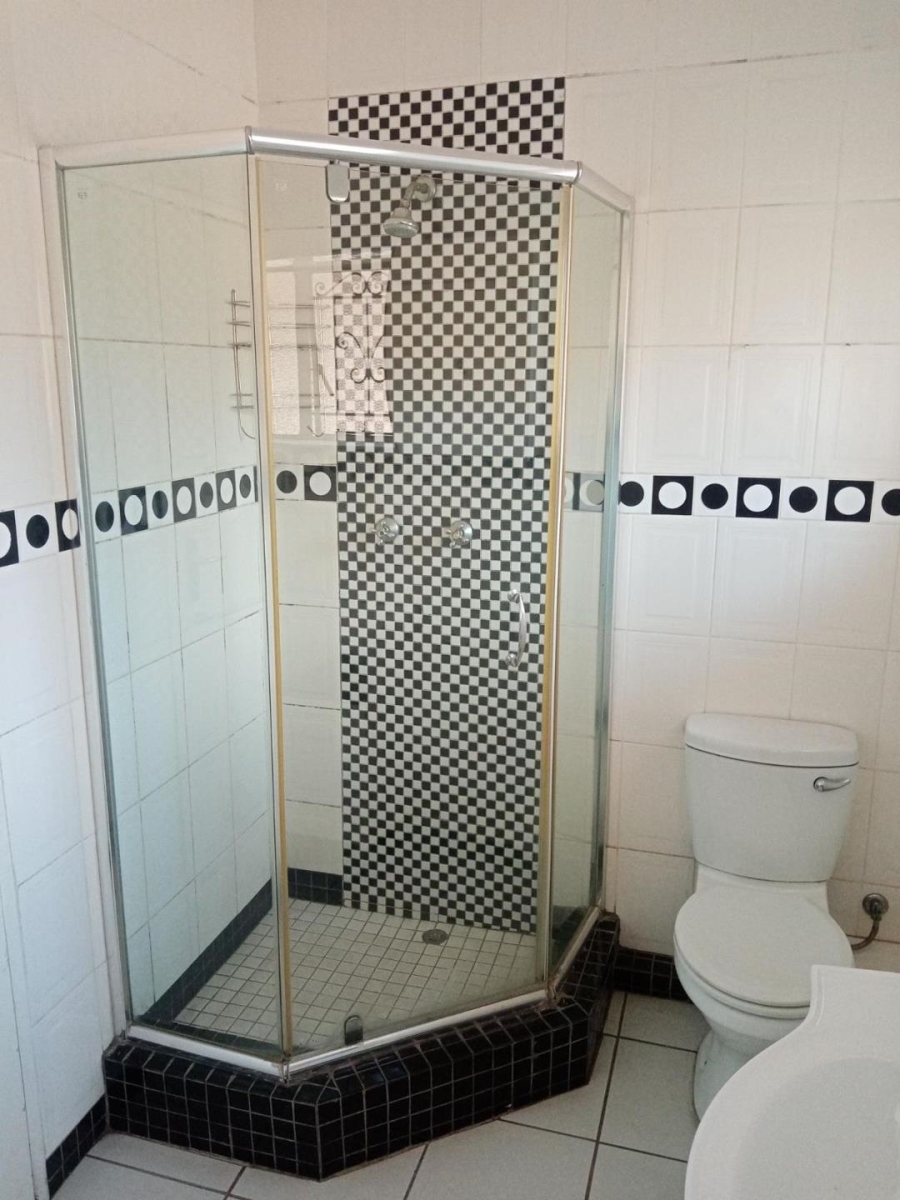 4 Bedroom Property for Sale in Sunnyridge Gauteng