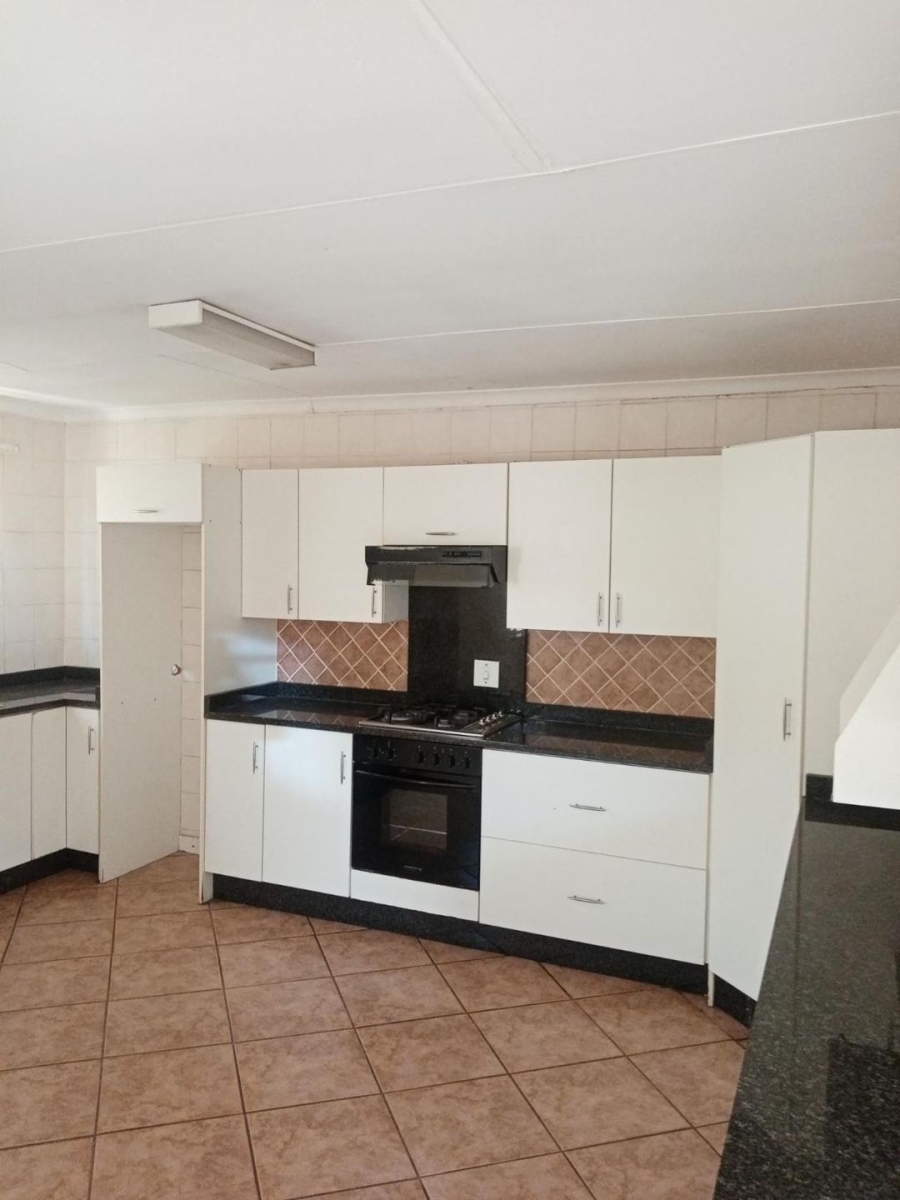 4 Bedroom Property for Sale in Sunnyridge Gauteng